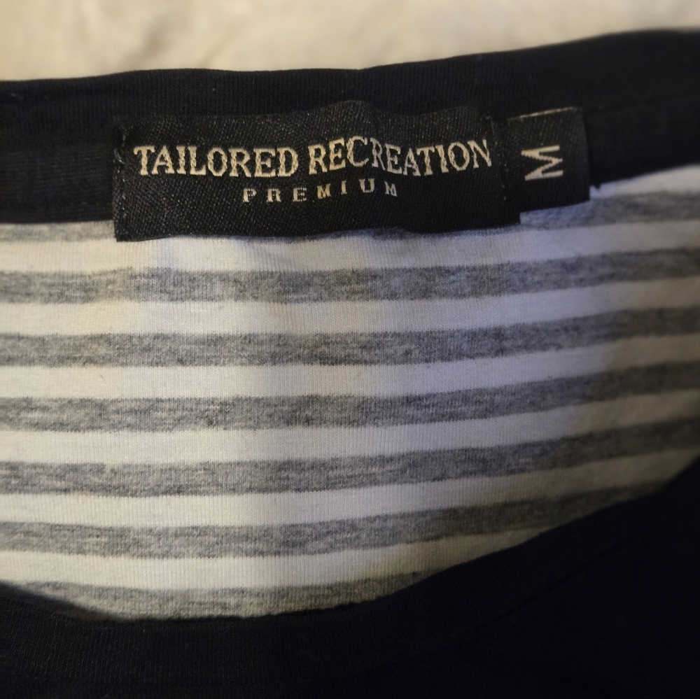 Shirt - Picture 3 of 5